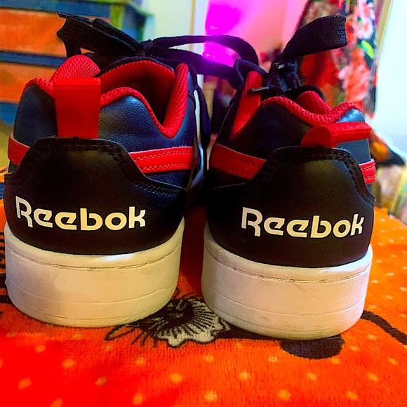 RARE Pair of old school Reeboks. Black and Red ❤️ - Picture 4 of 6